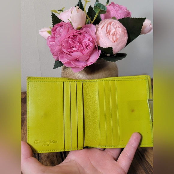 DIOR wallet, makeup case, and mascara (3pieces) - Picture 2 of 9